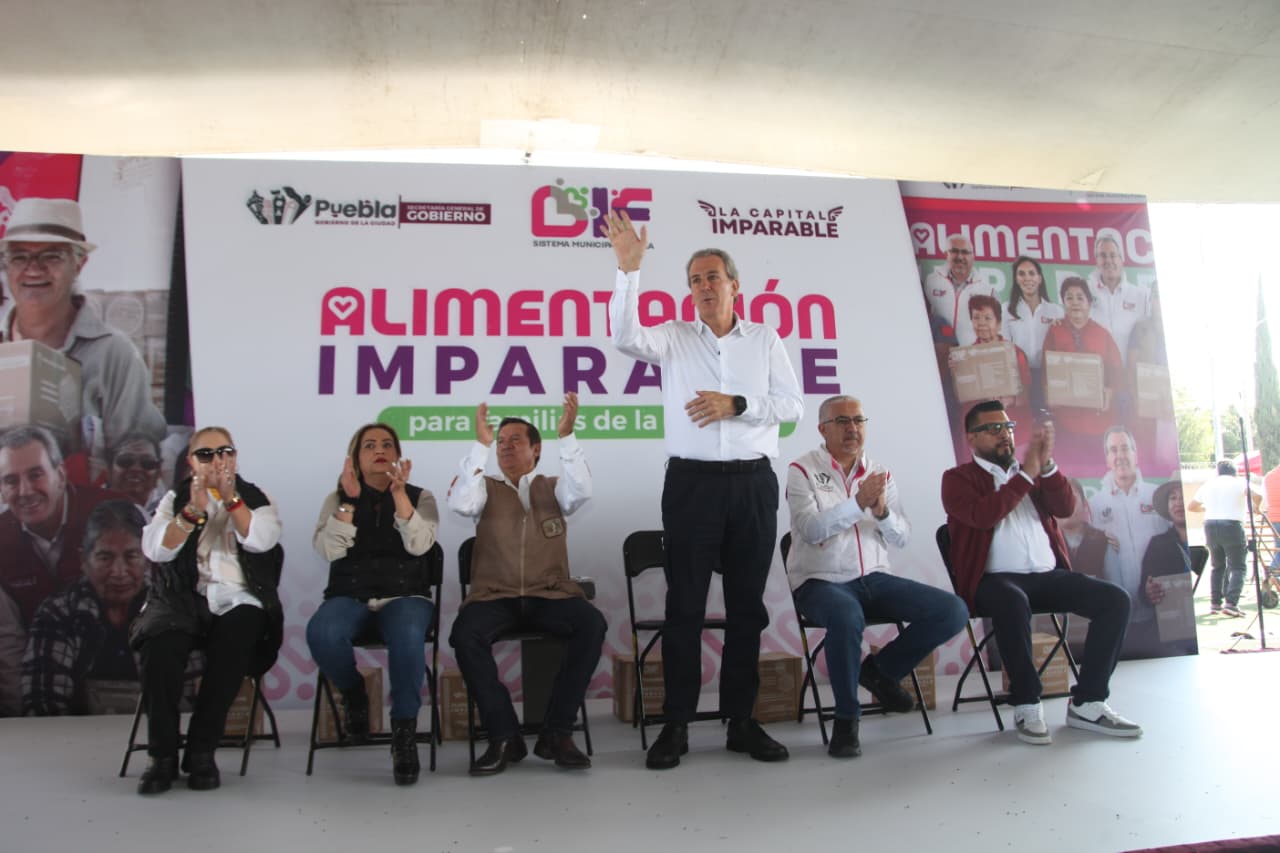 Imagen principal del artículo Pepe Chedraui entrega más de 11 mil despensas del programa Alimentación Imparable en Hueyotlipan