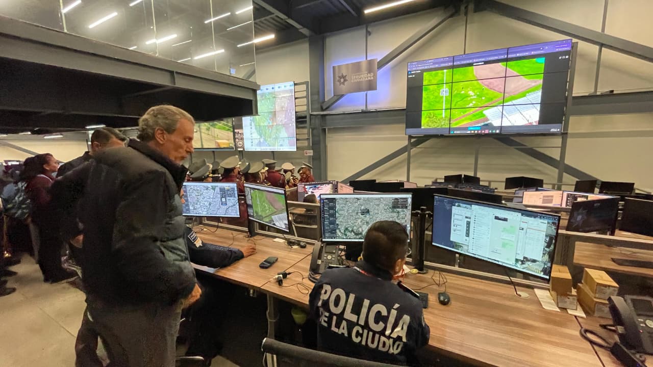 Imagen principal del artículo Supervisa Pepe Chedraui monitoreo con drones en la DGERI por lluvias en la capital