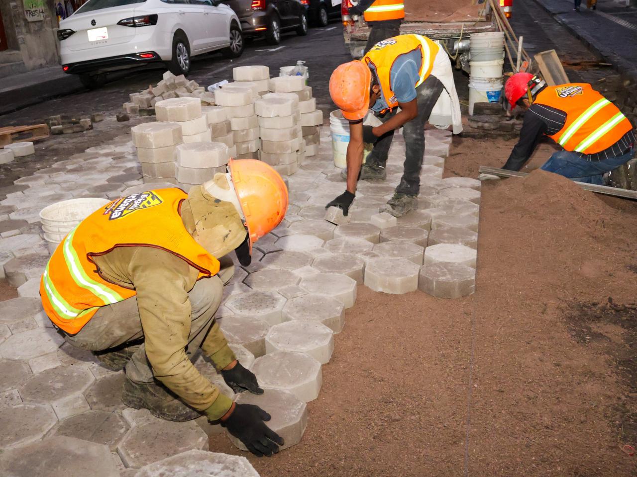 Imagen principal del artículo Realiza gobierno de Pepe Chedraui trabajos de bacheo en el Centro Histórico