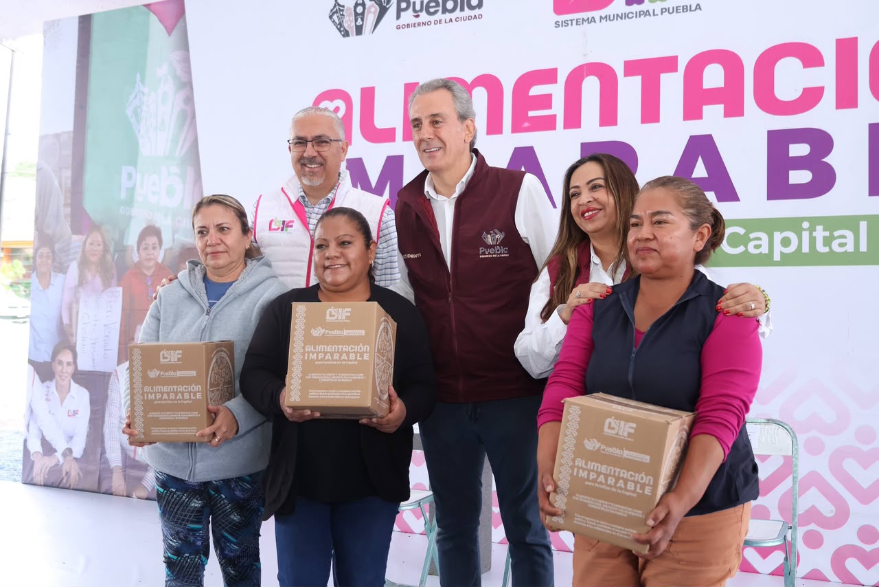 Imagen principal del artículo Pepe Chedraui reafirma su compromiso con la seguridad alimentaria con entrega de despensas en Lomas de San Miguel
