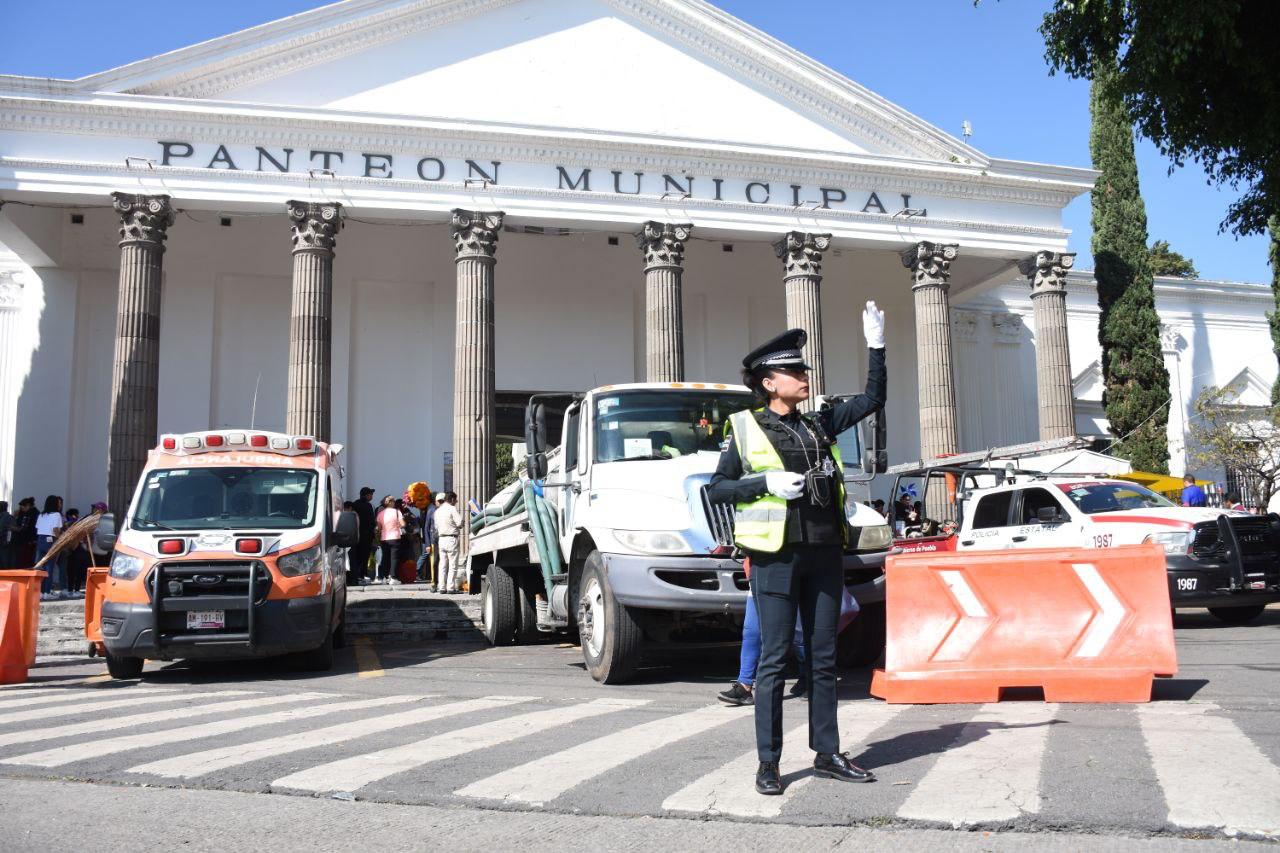 Sin incidentes transcurren festividades del "Día de Muertos" en la capital: Gobernación