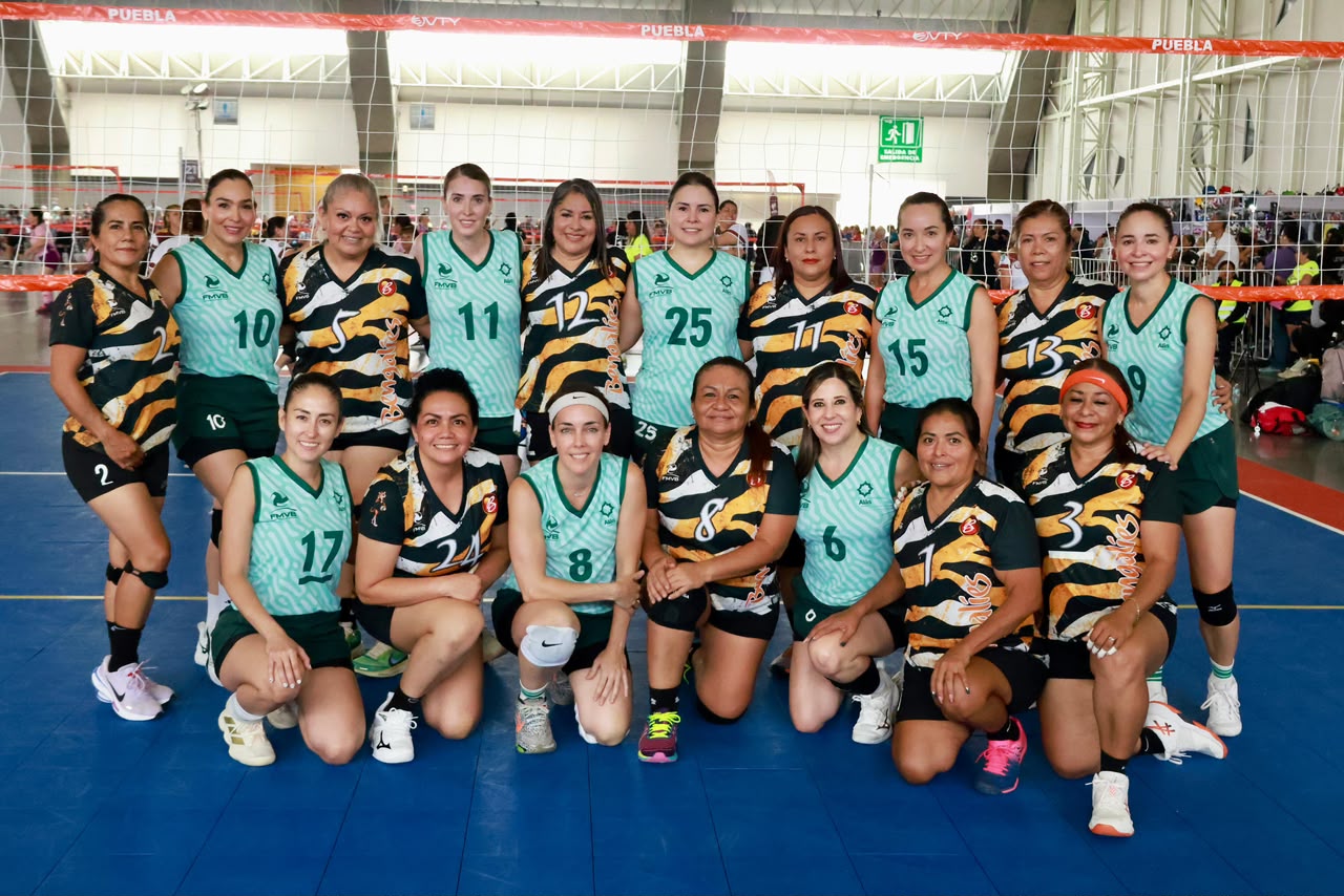 Imagen principal del artículo Se desarrolla el cuarto día de actividades del Festival Máster de Voleibol en Puebla capital