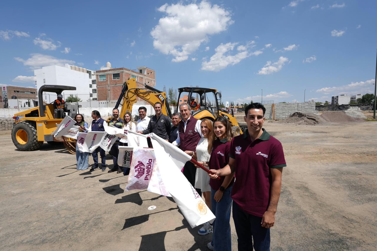 Imagen principal del artículo Arrancan Miguel Torruco, Francisco Sánchez y Pepe Chedraui construcción del Centro Comunitario México Imparable