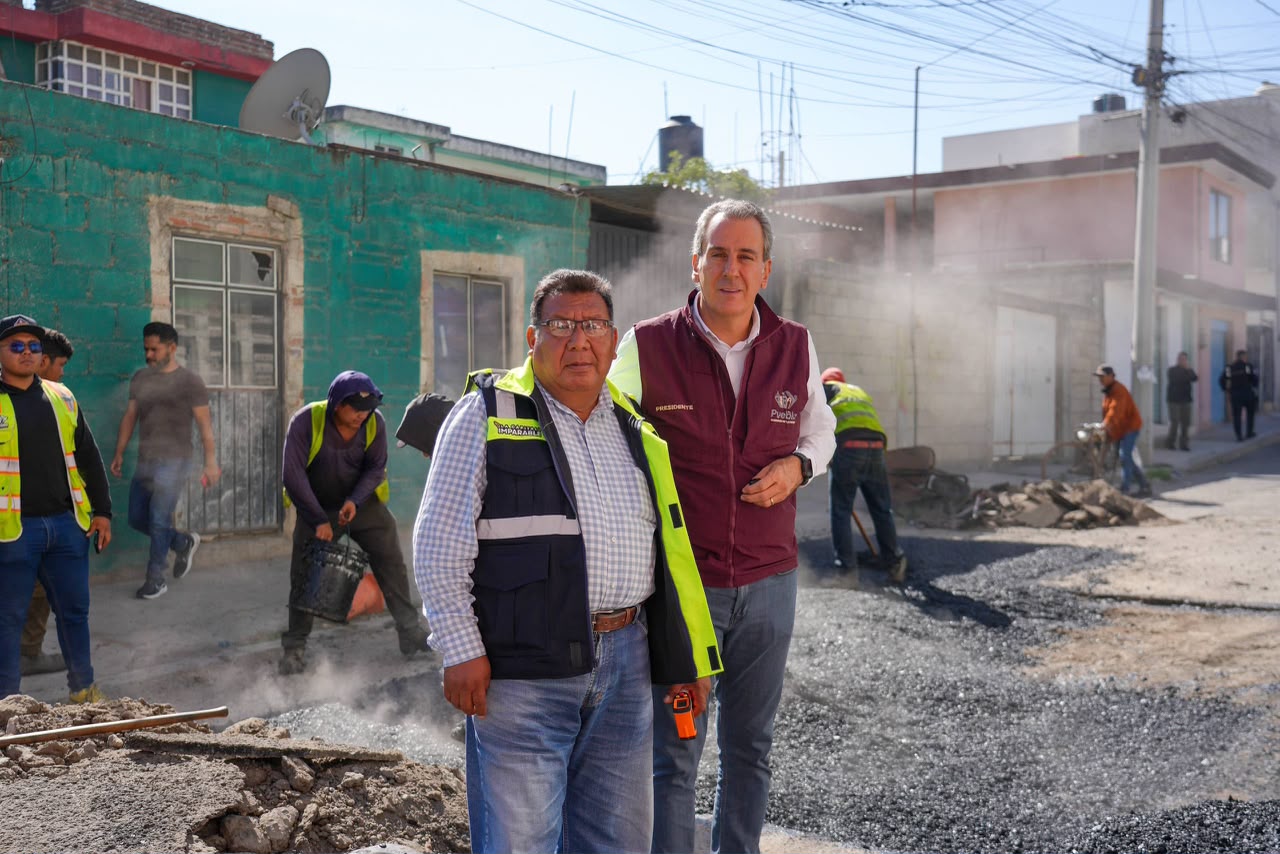 Imagen principal del artículo Avanza Pepe Chedraui con programa ‘Bacheando Puebla’ en Minerales de Guadalupe