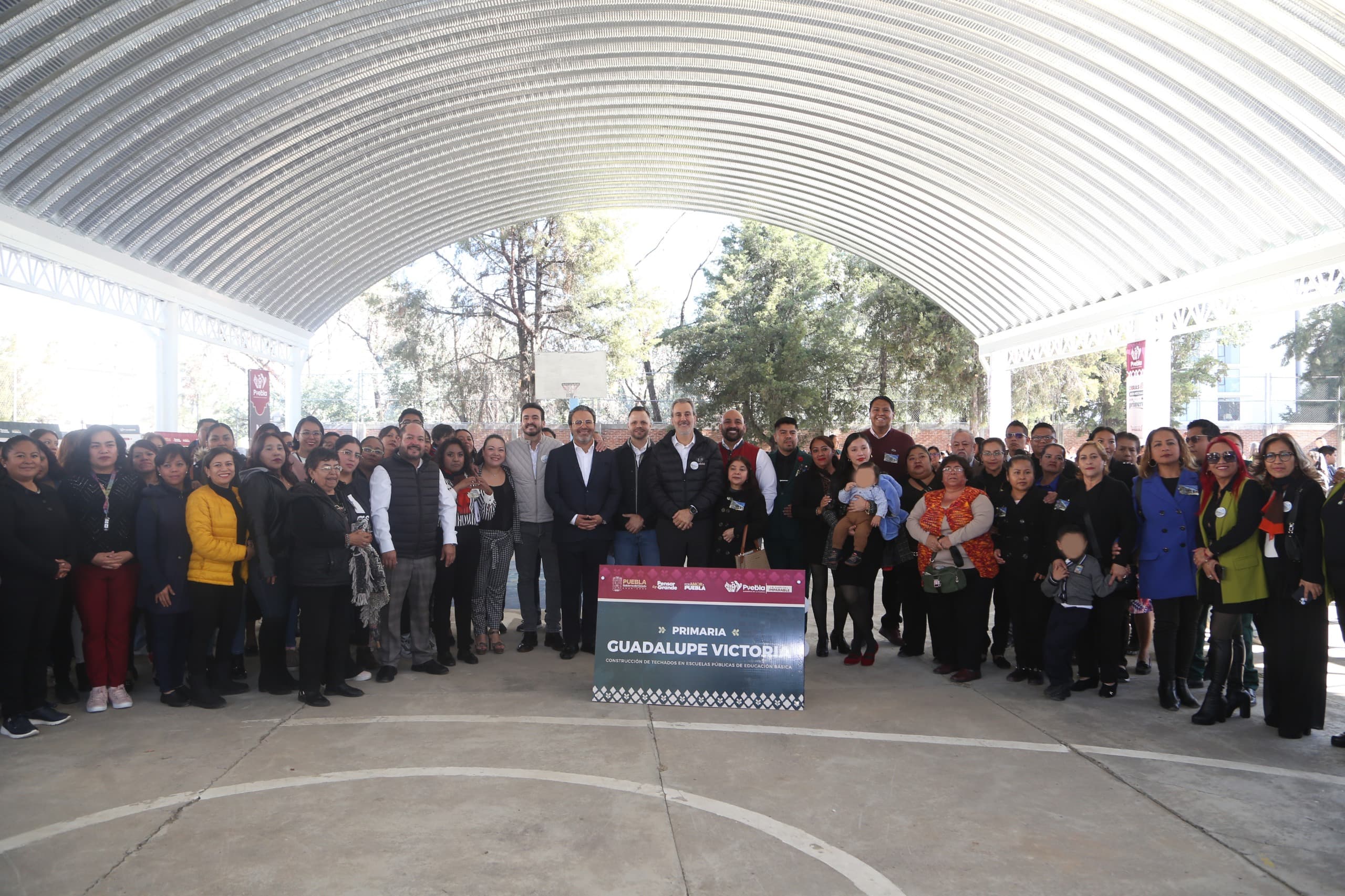 Entrega Pepe Chedraui infraestructura educativa al sur de la capital