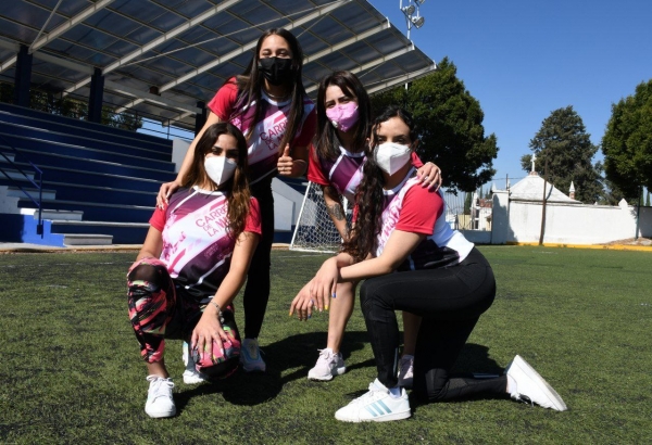 CARRERA DE LA MUJER CONTARÁ CON EL PATROCINIO DE LA INICIATIVA PRIVADA; EN CONJUNTO SE PRESENTÓ LA PLAYERA Y MEDALLAS