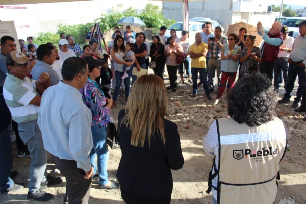 Entregan la red de alcantarillado sanitario en San Francisco Totimehuacan